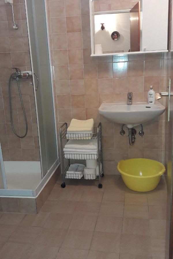 Apartments By The Sea Bol, Brac - 13413 المظهر الخارجي الصورة