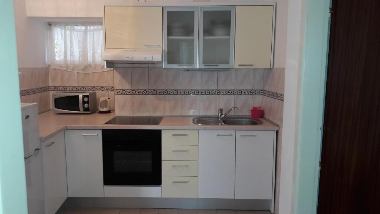 Apartments By The Sea Bol, Brac - 13413 المظهر الخارجي الصورة