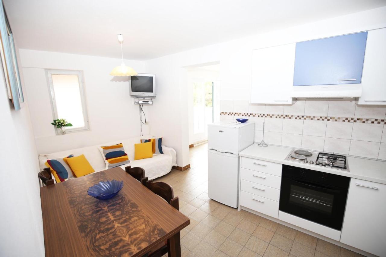 Apartments By The Sea Bol, Brac - 13413 المظهر الخارجي الصورة