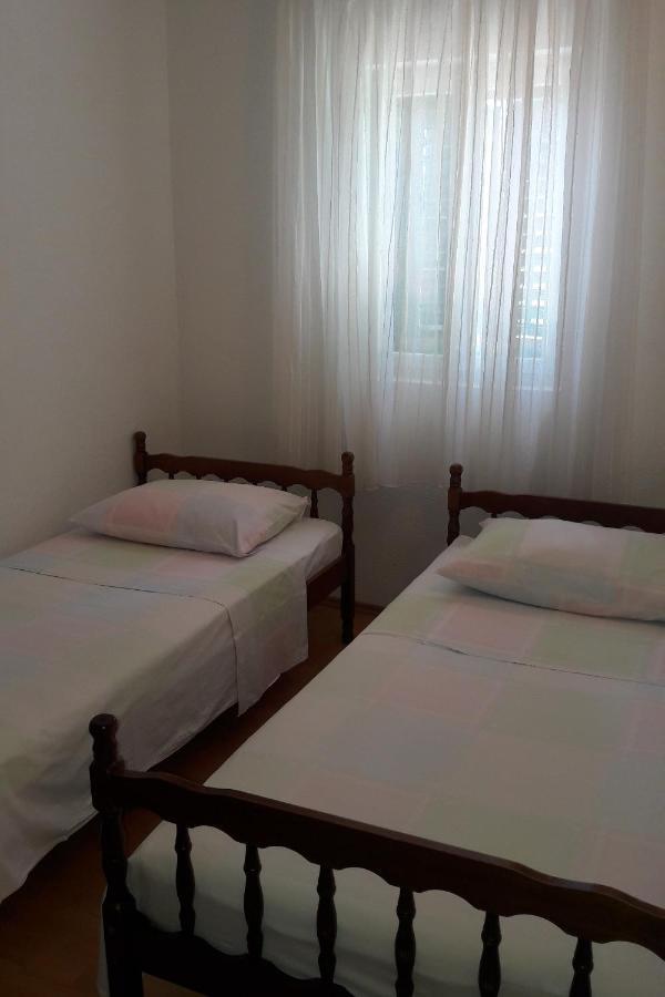 Apartments By The Sea Bol, Brac - 13413 المظهر الخارجي الصورة